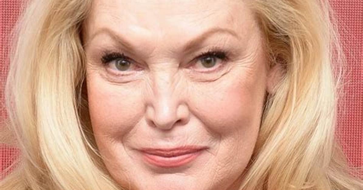 Cathy Moriarty Height, Weight, Age, Spouse, Family, Facts, Biography