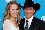 Clay Walker and Wife on Living with His Multiple Sclerosis |