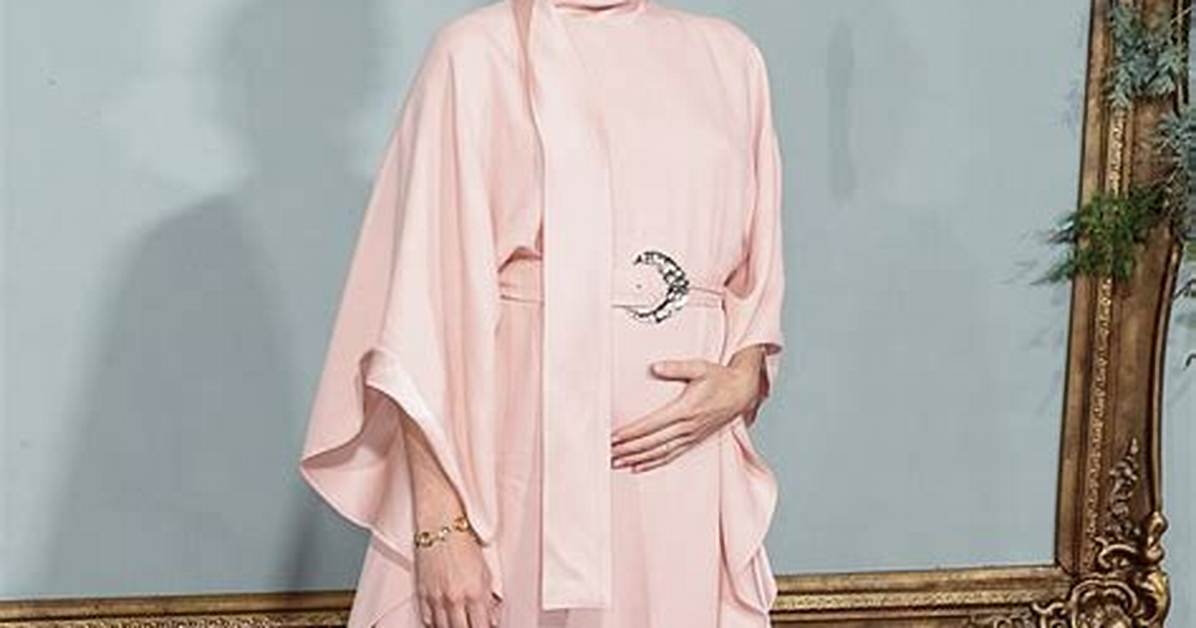 Erin Richards from the Crown Is Pregnant with Her First Baby