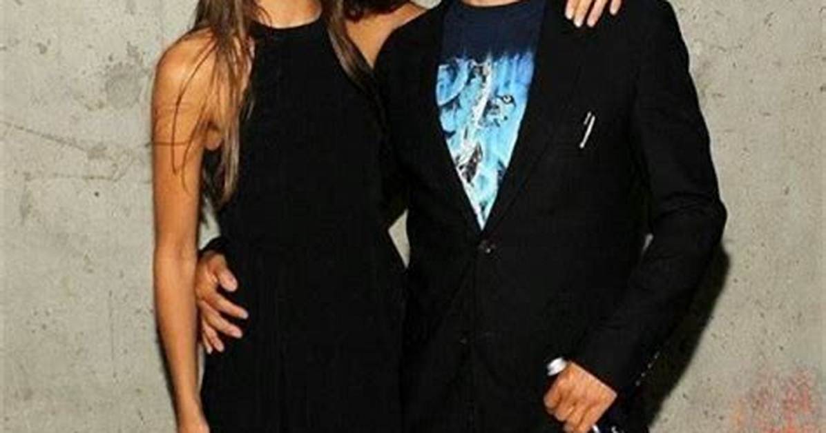 Exploring Anthony Kiedis' Love Life: the Couples of 2024