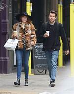 Florence Welch Boyfriend 2024: a Deep Dive into Her Love Life