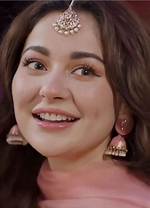 Hania Amir: Pakistani Actress and Style Icon