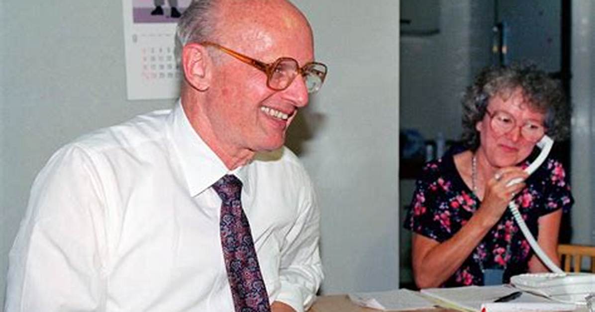Harry Markowitz Nobel Prize: Bio, Age, Wife, Modern Portfolio Theory and Books
