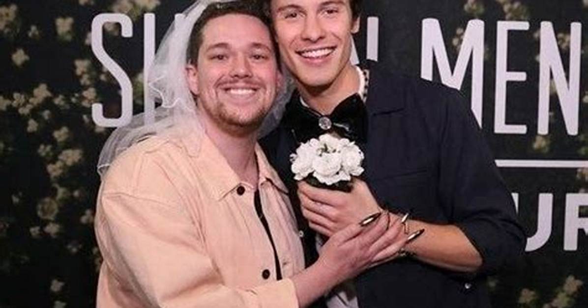 Is Shawn Mendes Married? Who Is Shawn Mendes's Girlfriend?
