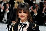Jenna Ortega's Age: Uncovering the Star's Journey