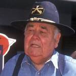 Jonathan Winters Height - Raveblog