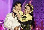 Manh Quynh Is Married to Wife: Phi Nhung. Kids.