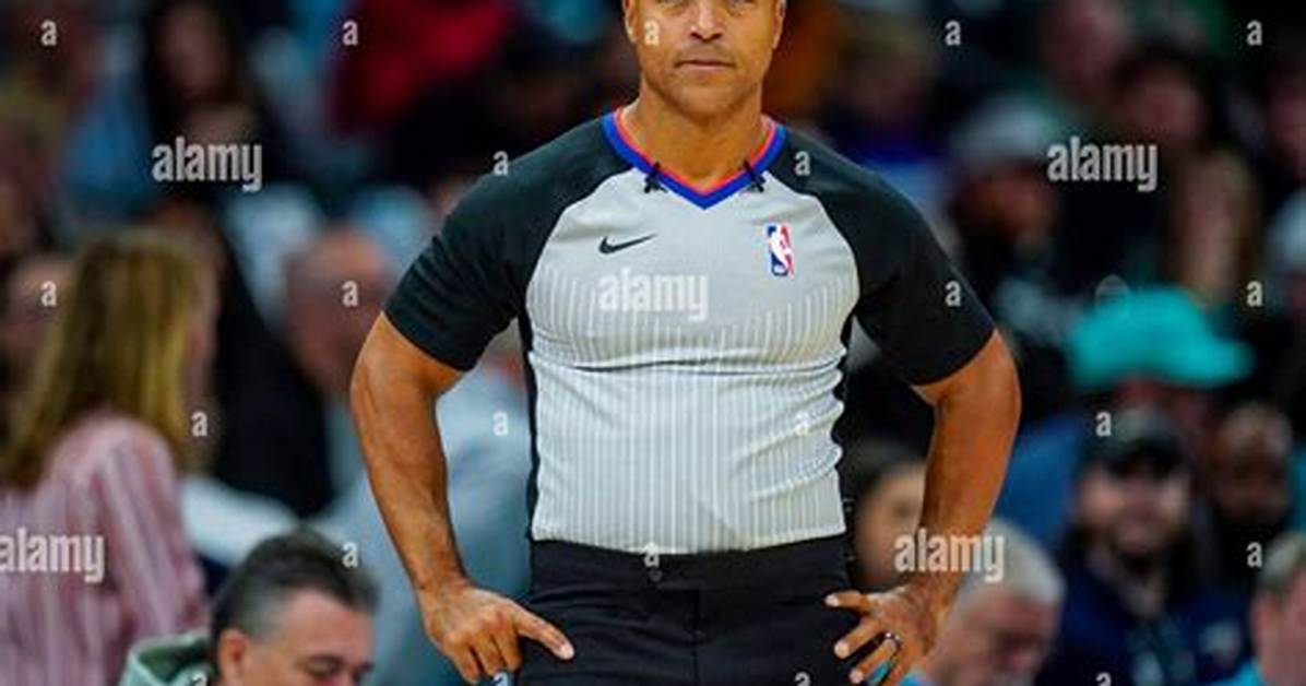 Meet Nba Referee Marc Davis Wife Julie Garvey – Their Age Difference and Kids Info, Net Worth Revealed