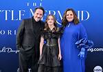 Melissa Mccarthys 13-Year-Old Daughter Makes a Surprise Red Carpet Debut