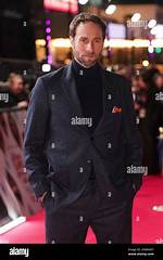 Oliver Chris | Bloginfo