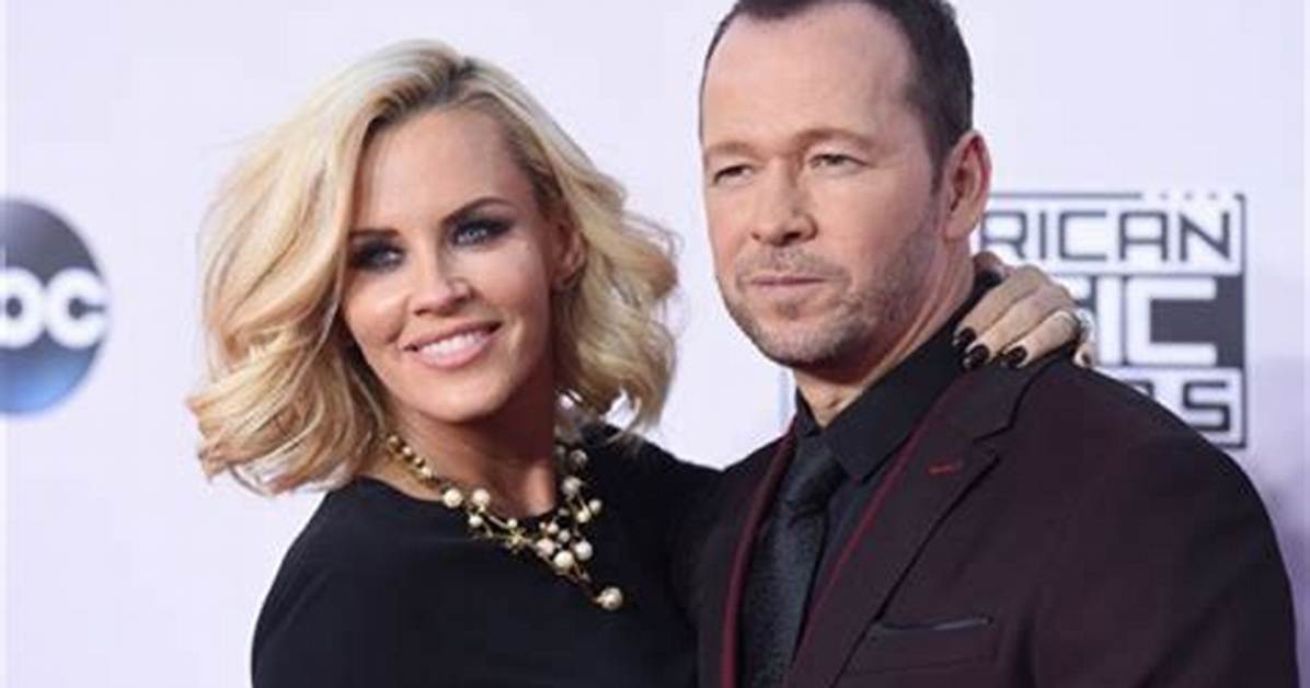 The Latest Scoop: Exploring Divorce Rumors Surrounding Jenny Mccarthy and Donnie Wahlberg