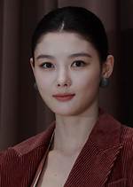 Unveiling the Charisma of Kim Yoo-Jung: the Rising Star of Korean Entertainment