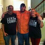 Who Are Luke Combs Parents Rhonda and Chester Combs? Has the Singer Lost Weight?