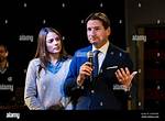 Who Is Dean Phillips Wife, Annalise Glick?