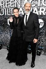 Winona Ryder's Family and Personal Life Explored