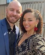 Zarrin Darnell-Martin and Her Husband Mike Brown Love Travelling Throughout Different Cities